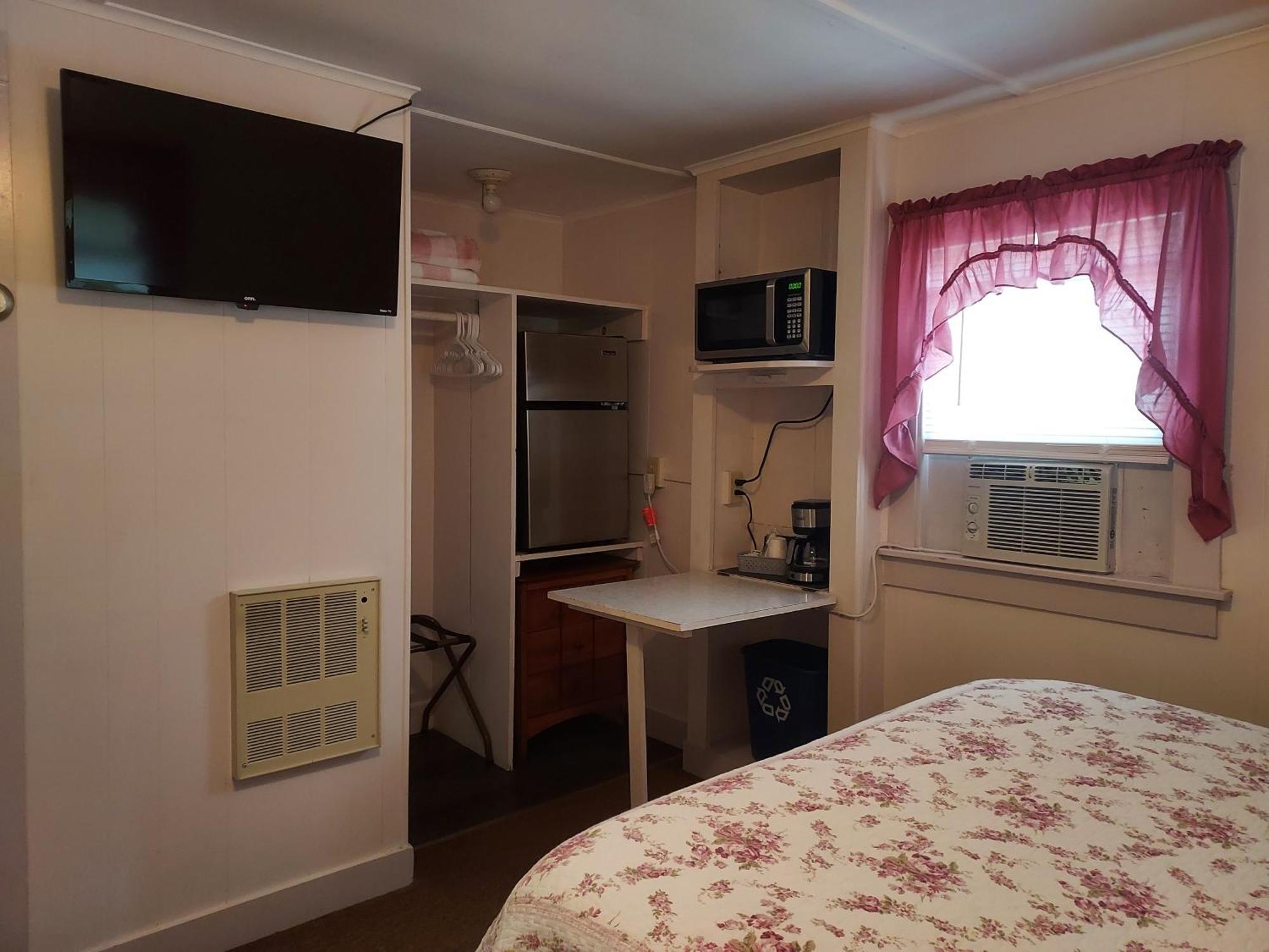 Serenity Motel Shaftsbury Exterior photo